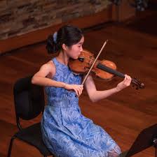 Violinist Dana Chang.webp